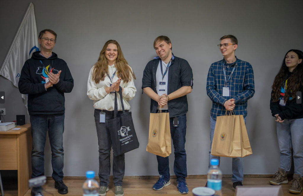 Викладачі кафедри разом з аспірантами  факультетів ЕЛБІ та ІРТЗІ ХНУРЕ прийняли участь у  Всеукраїнському інженерному хакатоні SmaRTF'2023: SMART MILITARY ELECTRONICS 2.0